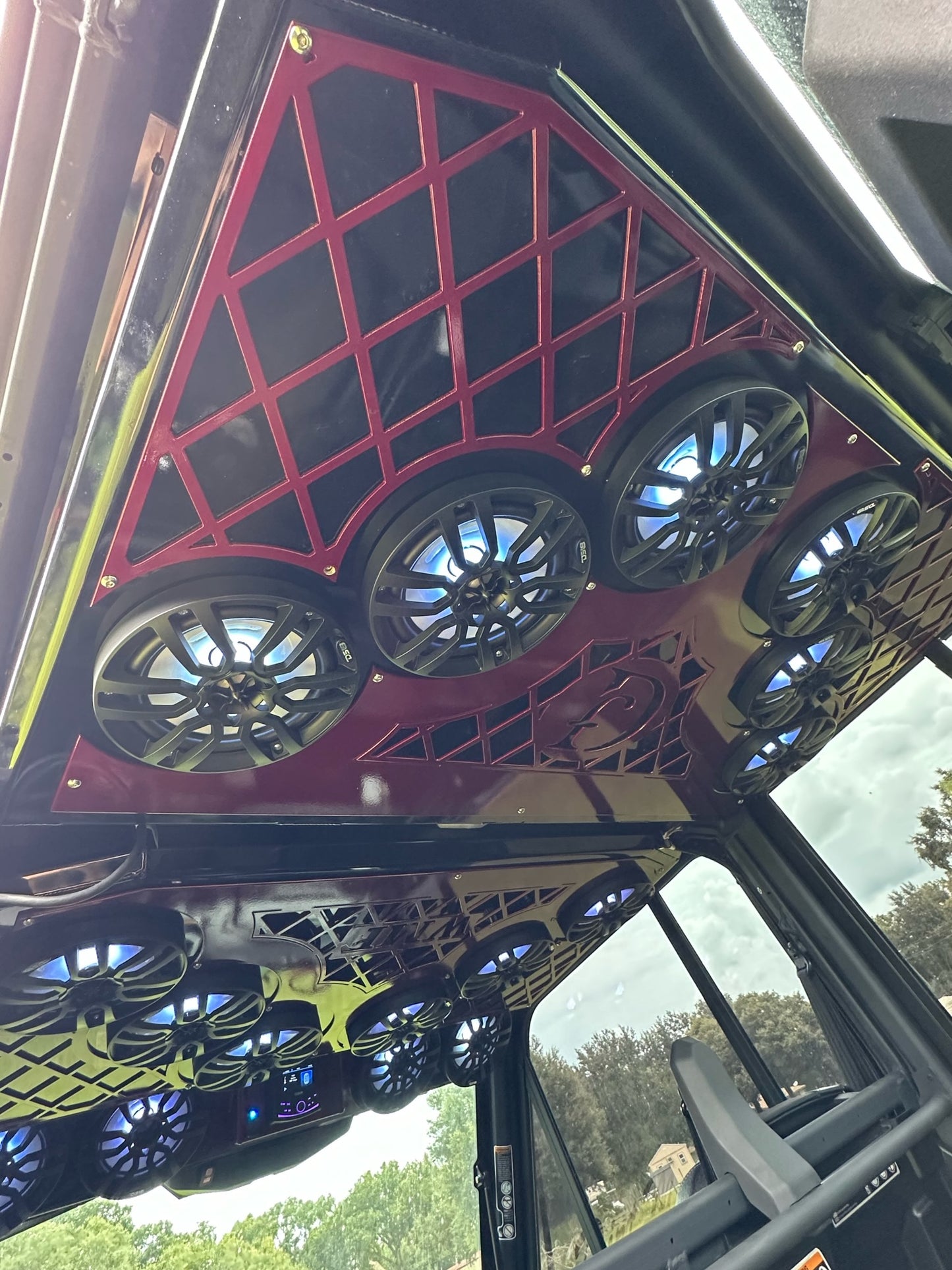 Defender Audio Roofs