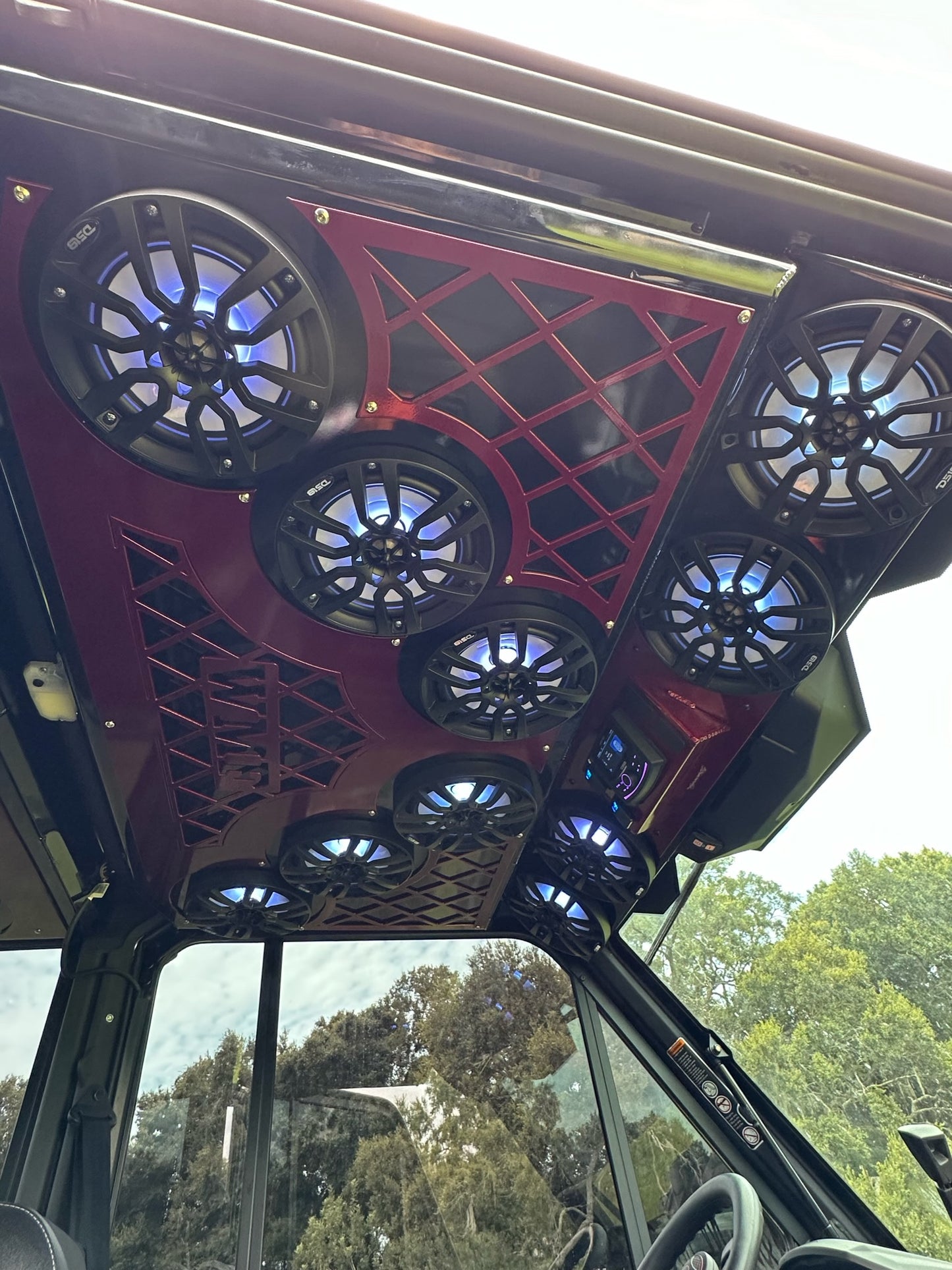 Defender Audio Roofs